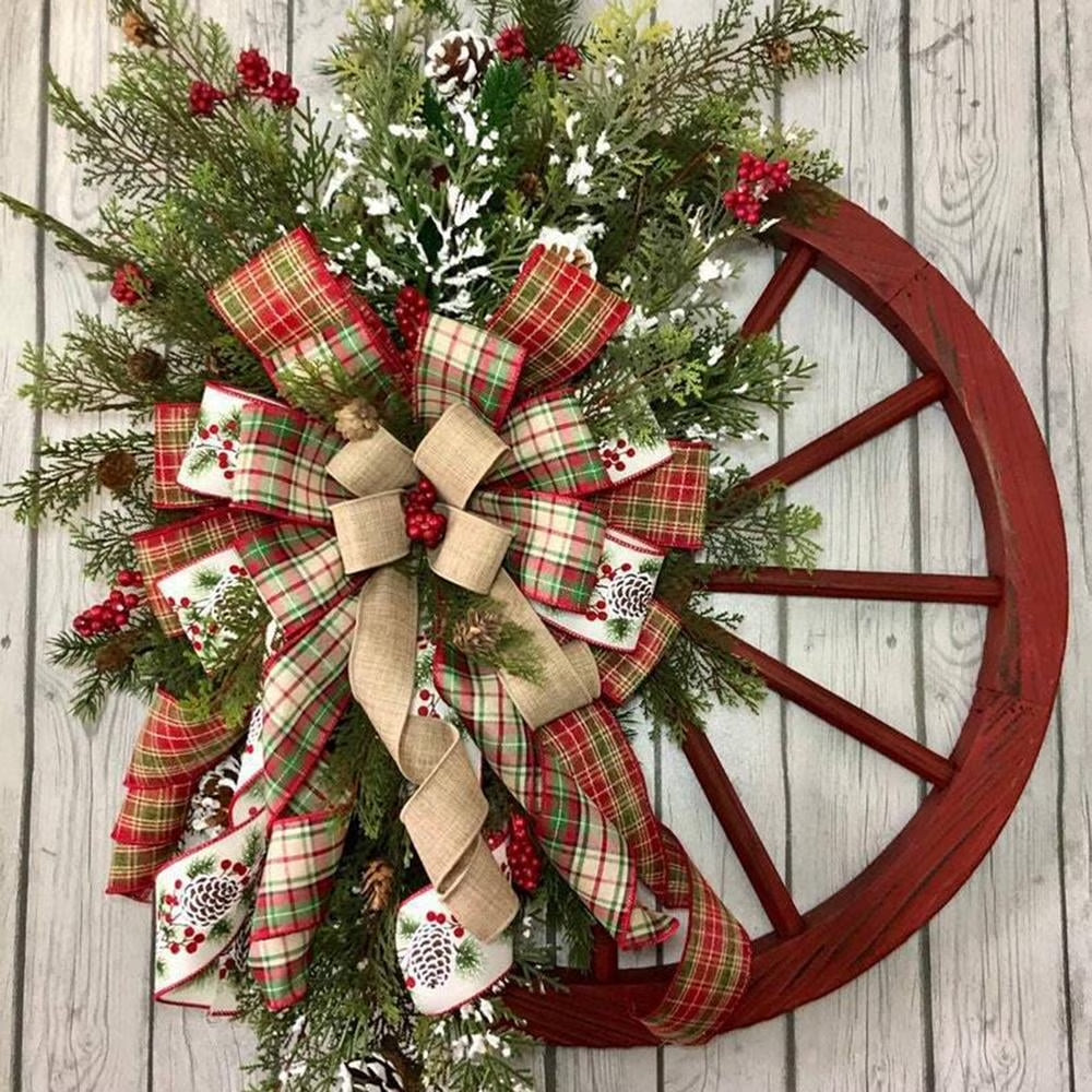Christmas Wreath Farmhouse Wagon Wheel, Vintage Farmhouse Wreath, Christmas Decorations Wreath for Front Door Window Outdoor Hanging Home Garden Outdoor Decoration Wreath